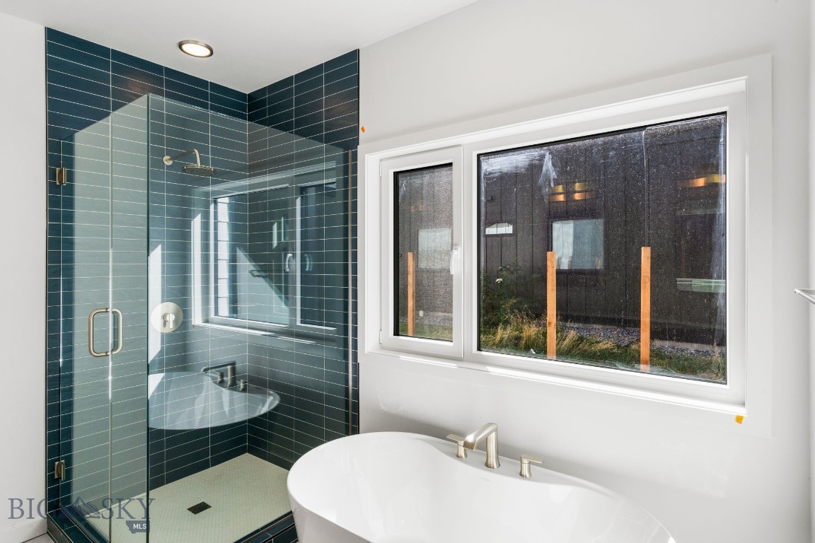 Bozeman, Montana 59718, United States, 3 Bedrooms Bedrooms, ,2 BathroomsBathrooms,Residential,Contingent,44455