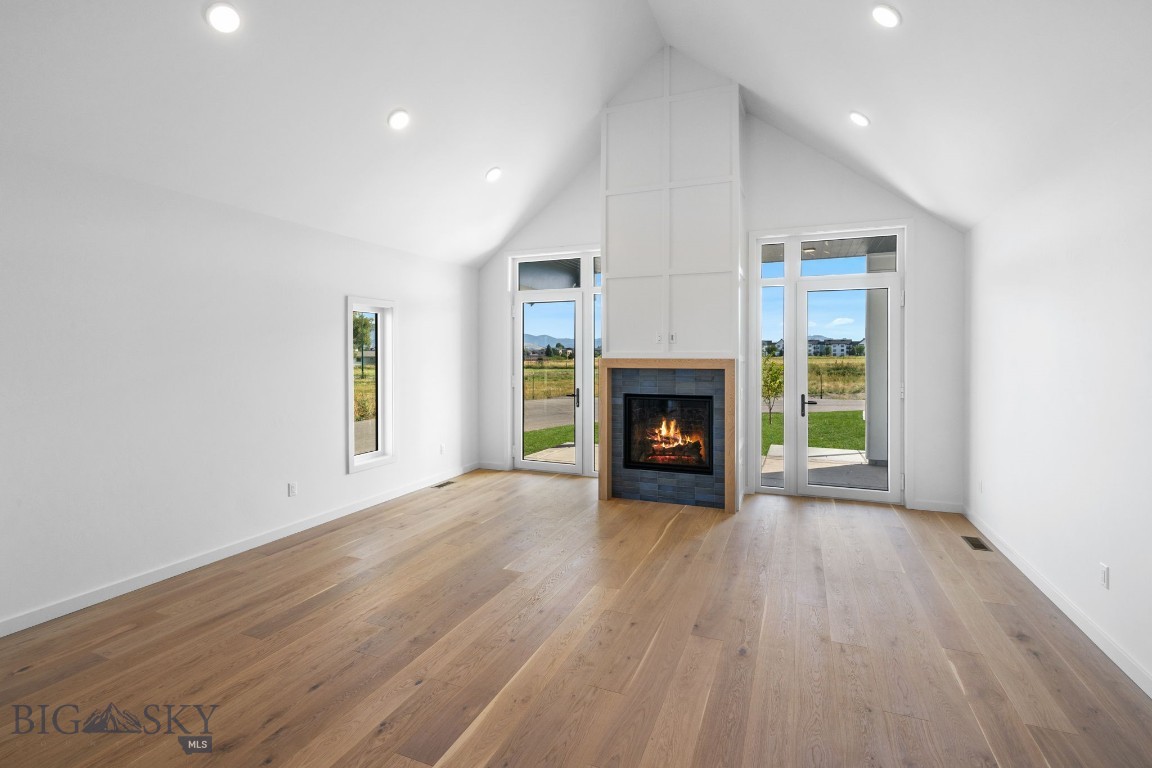 Bozeman, Montana 59718, United States, 3 Bedrooms Bedrooms, ,2 BathroomsBathrooms,Residential,Contingent,44455