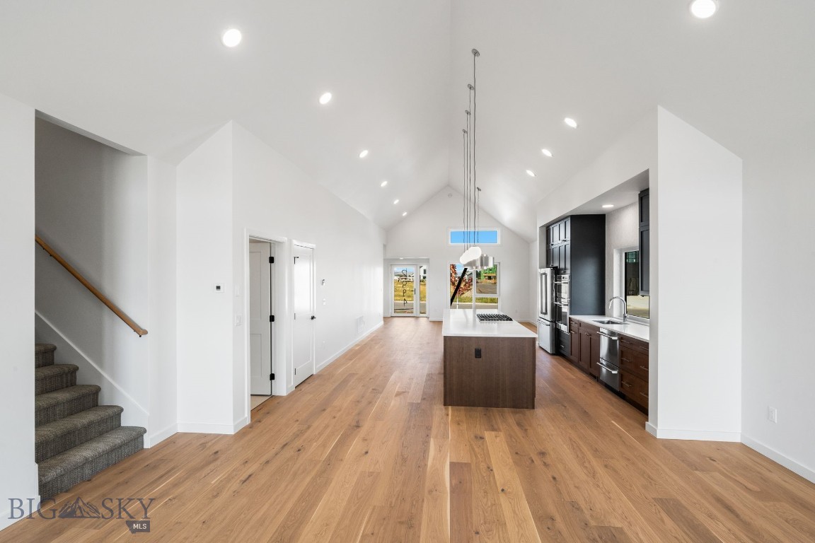 Bozeman, Montana 59718, United States, 3 Bedrooms Bedrooms, ,2 BathroomsBathrooms,Residential,Contingent,44455