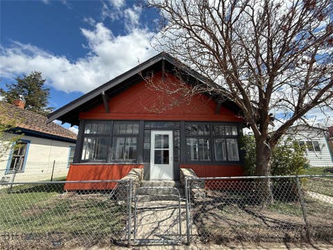 Photo of 215 2nd St, Deer Lodge, MT 59722 (MLS # 411053)