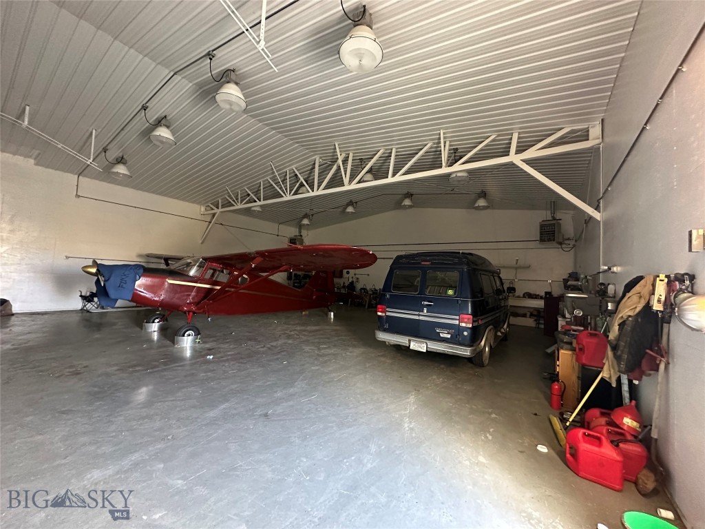 Shining Mountain Airpark - Land