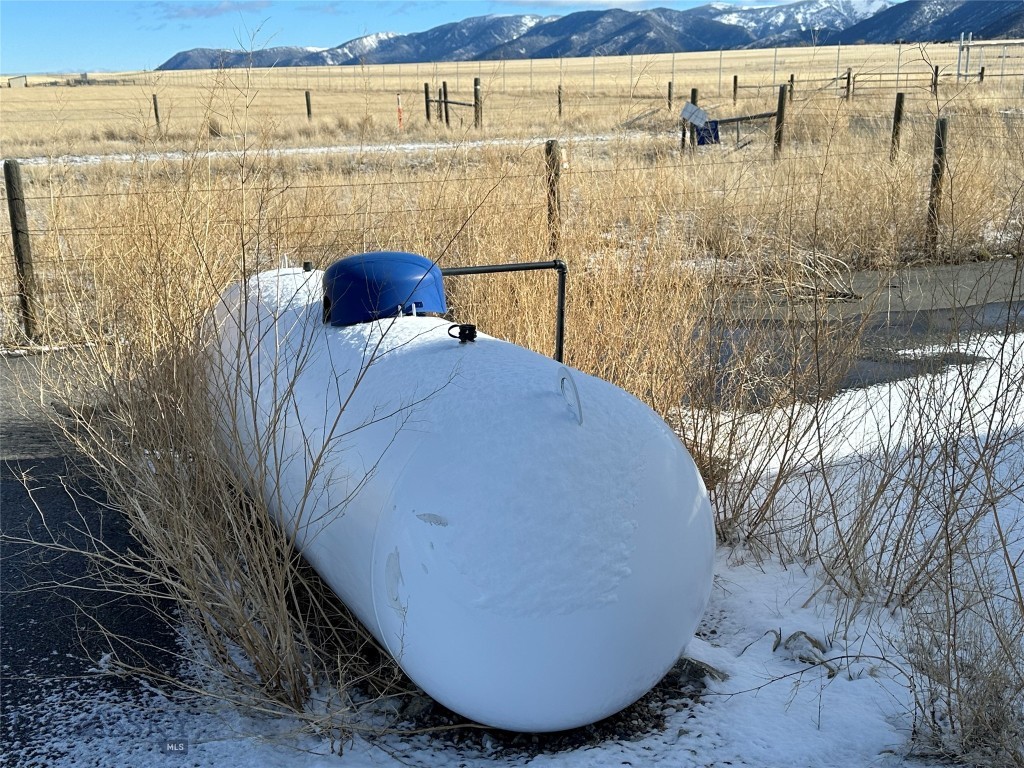 Shining Mountain Airpark - Land
