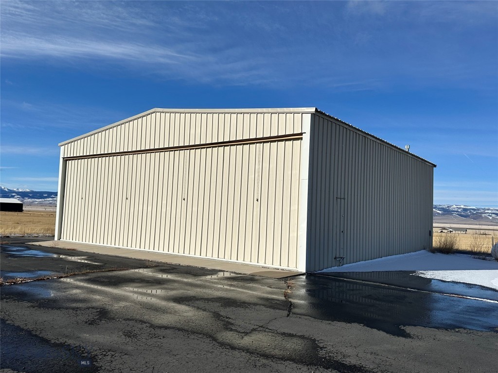 Shining Mountain Airpark - Land