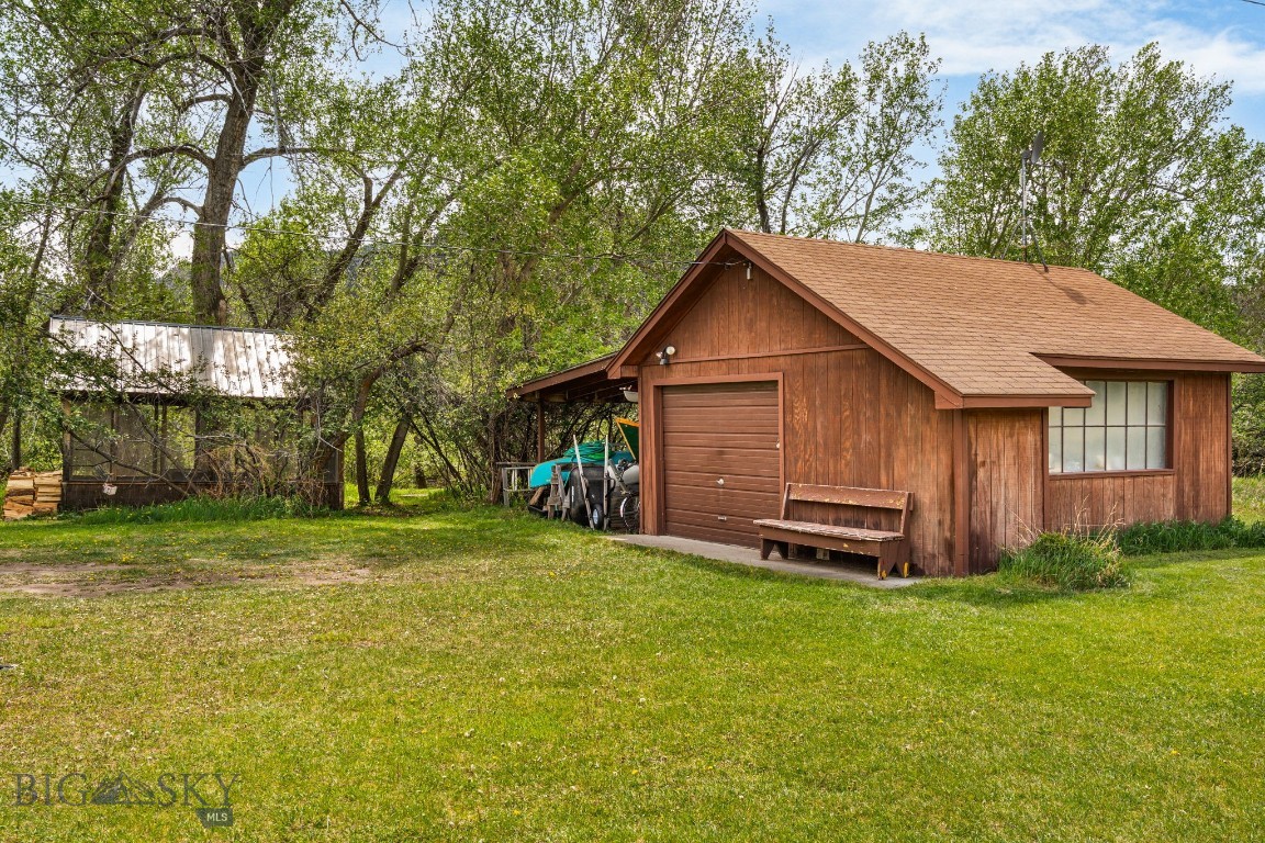 Grizzly Meadows - Residential