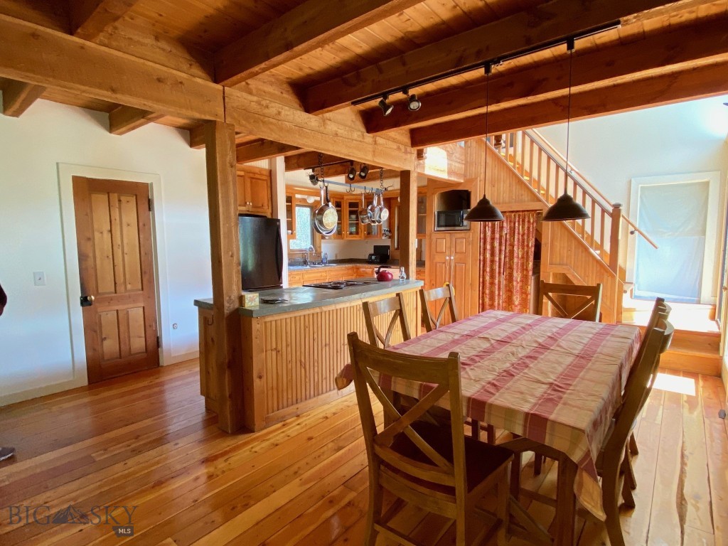 Grizzly Meadows - Residential