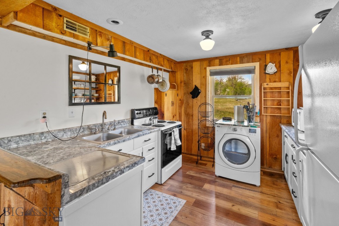 Grizzly Meadows - Residential