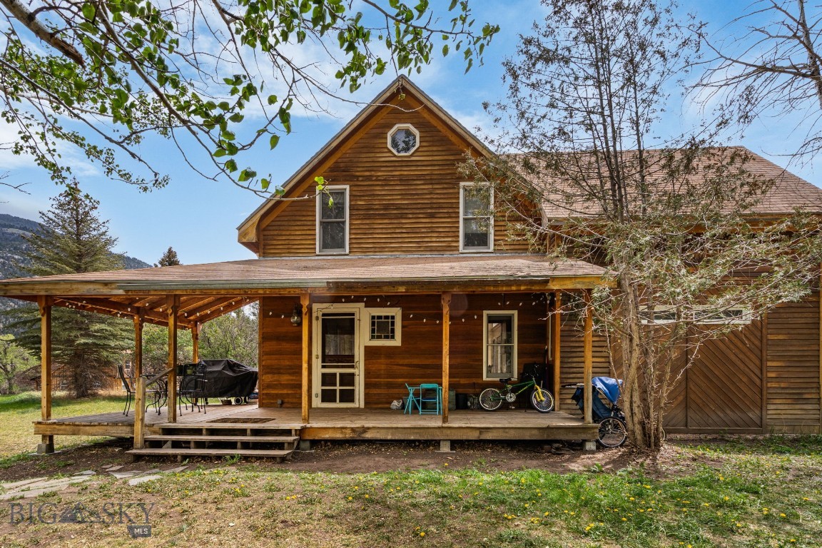 Grizzly Meadows - Residential