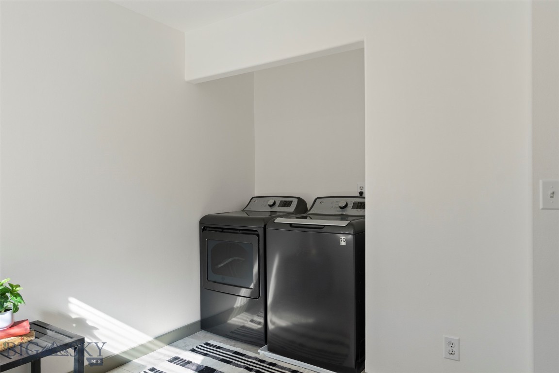 Parkway Plaza - Residential