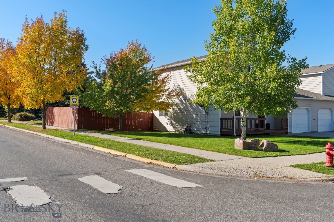 Parkway Plaza - Residential