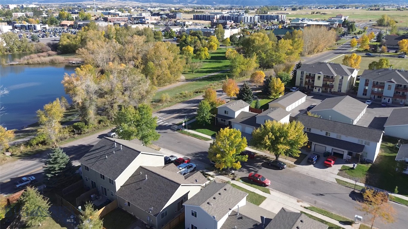 Parkway Plaza - Residential