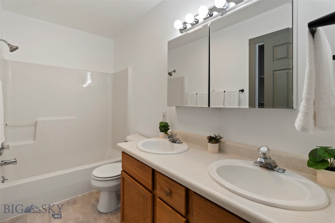 Parkway Plaza - Residential