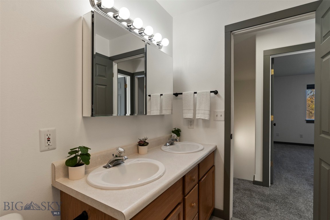 Parkway Plaza - Residential