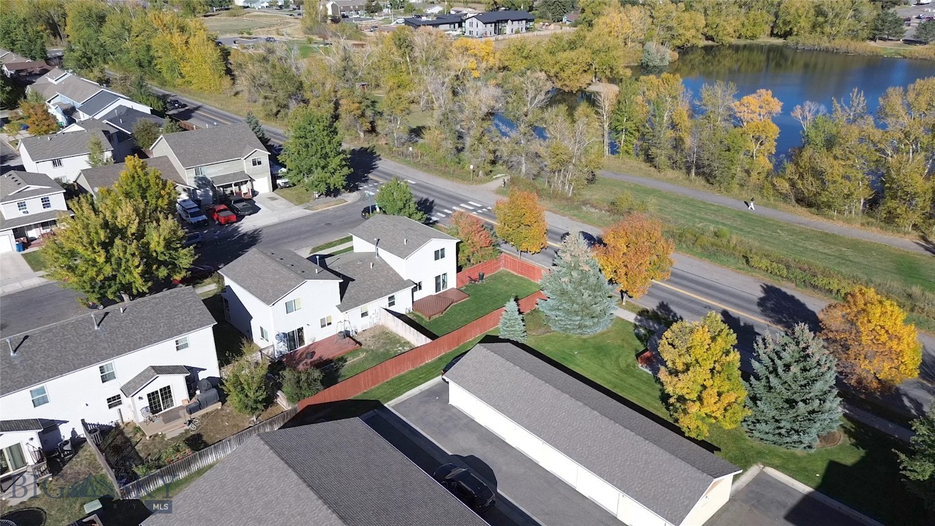 Parkway Plaza - Residential