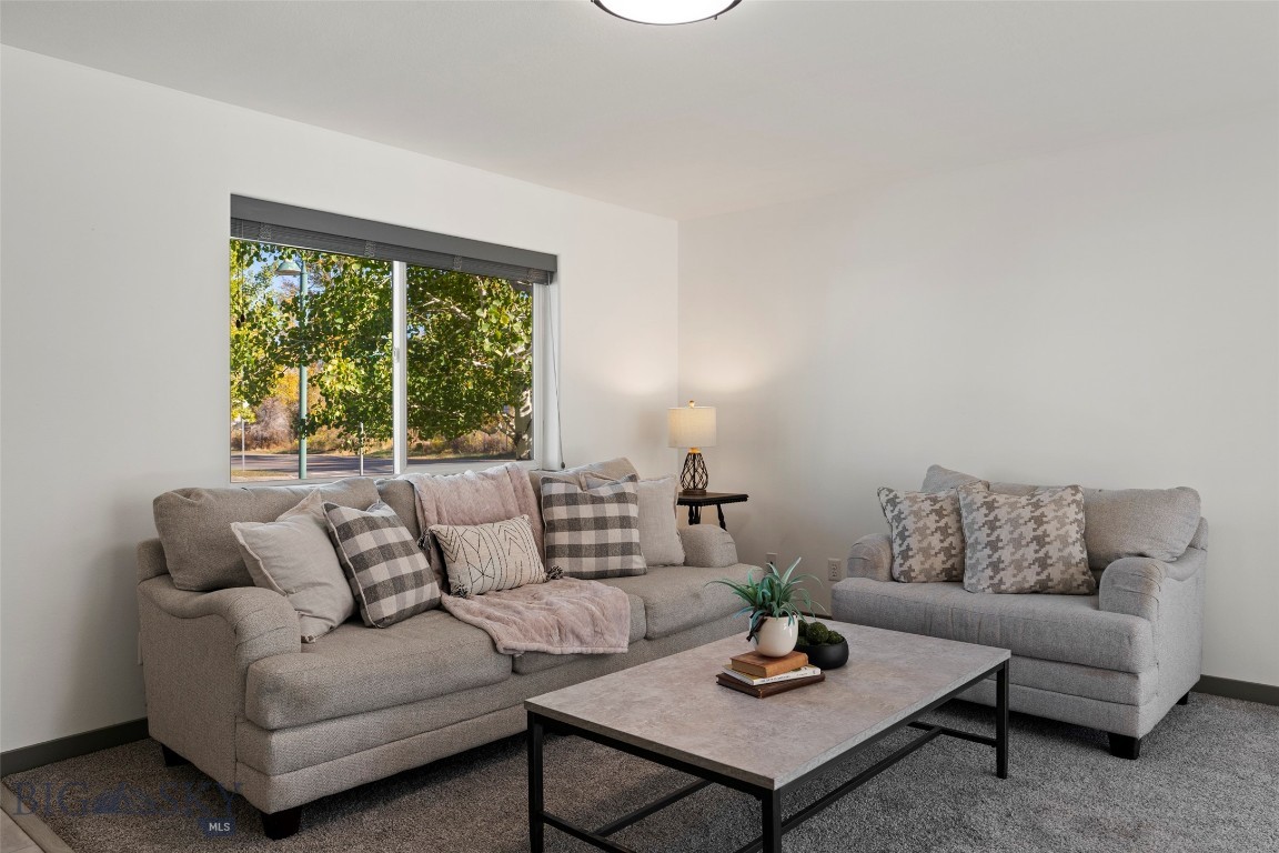 Parkway Plaza - Residential