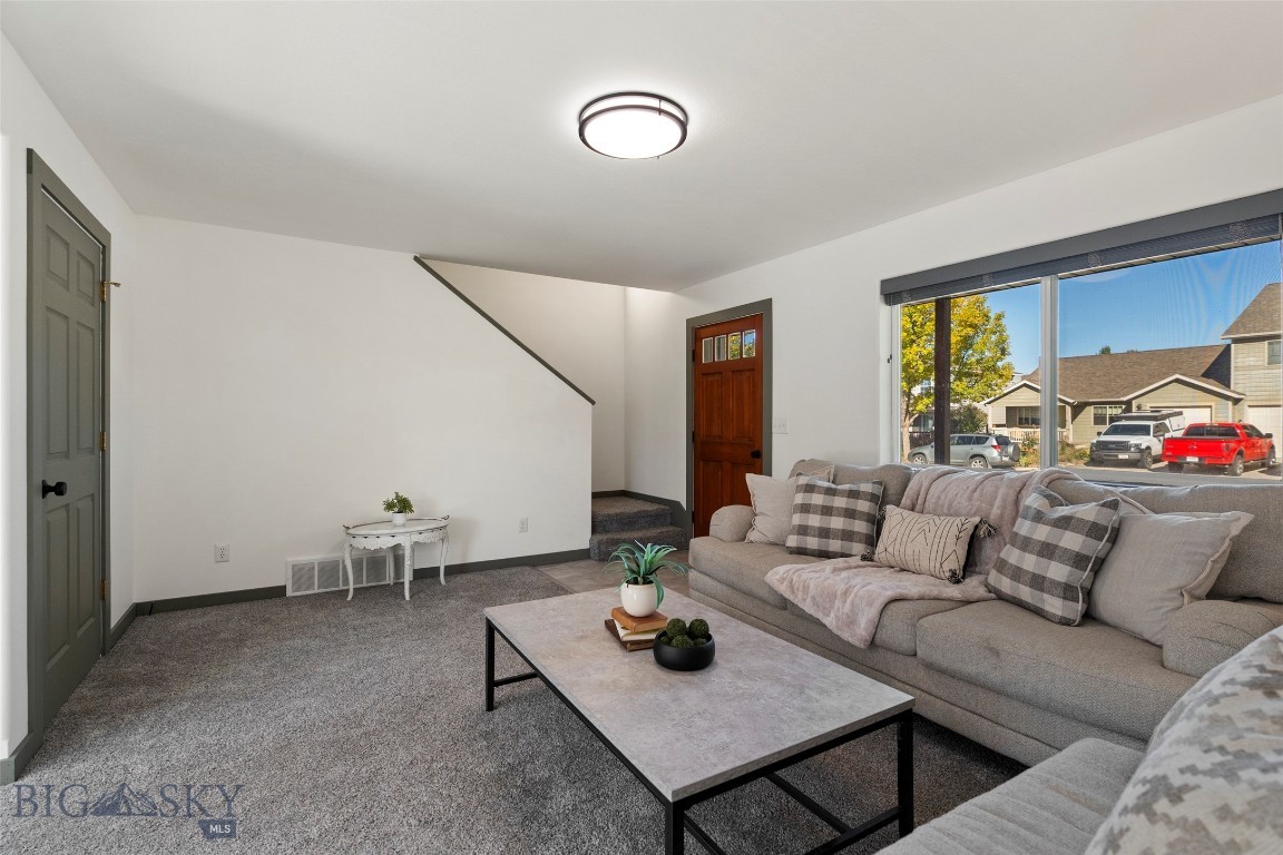 Parkway Plaza - Residential