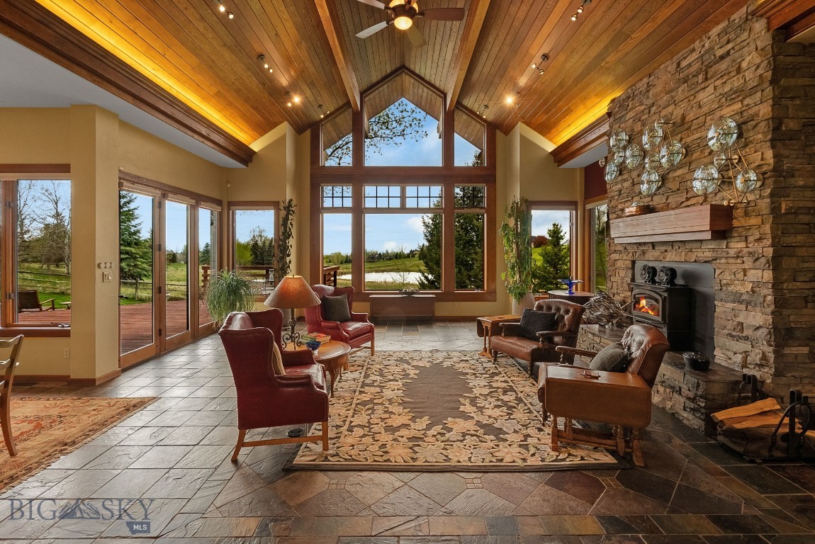 Summer Ridge - Residential