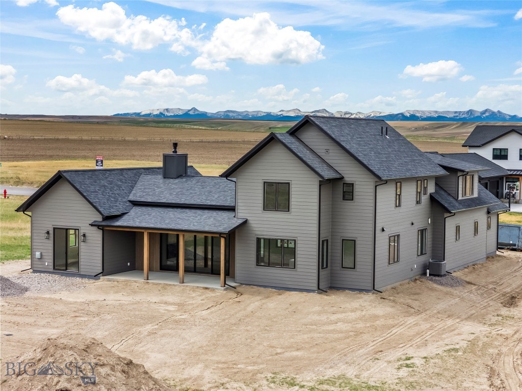 Amsterdam Village - Residential