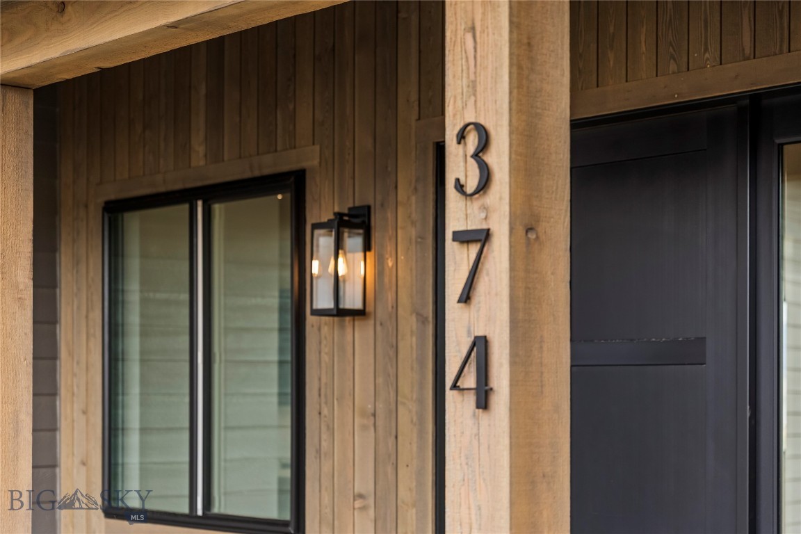 Amsterdam Village - Residential