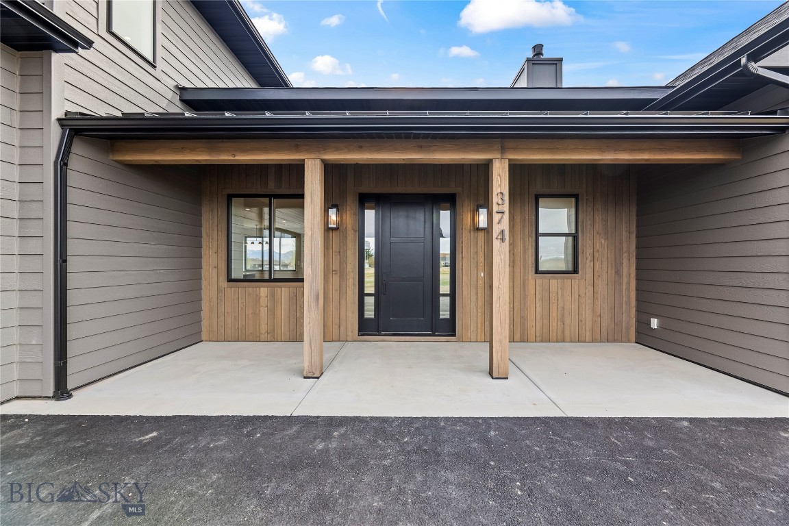 Amsterdam Village - Residential