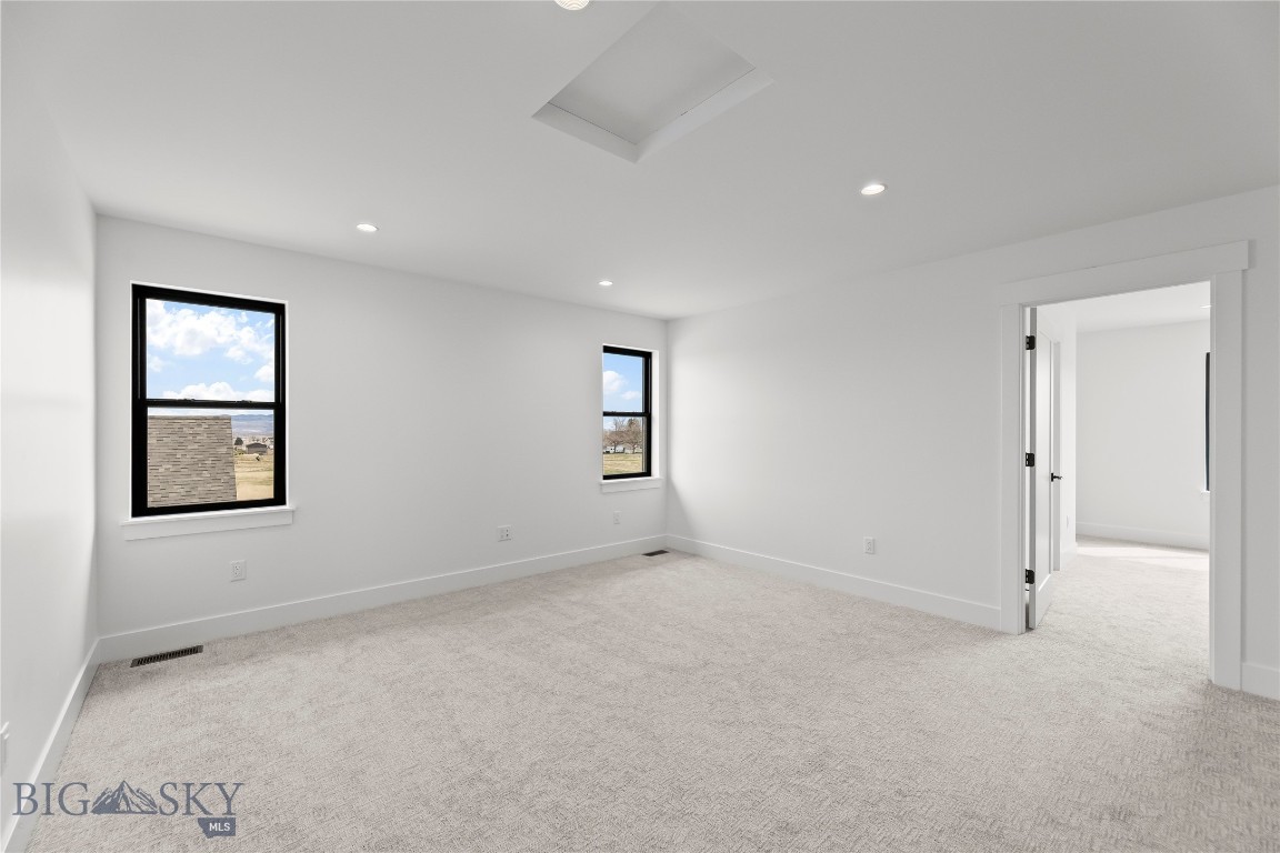 Amsterdam Village - Residential