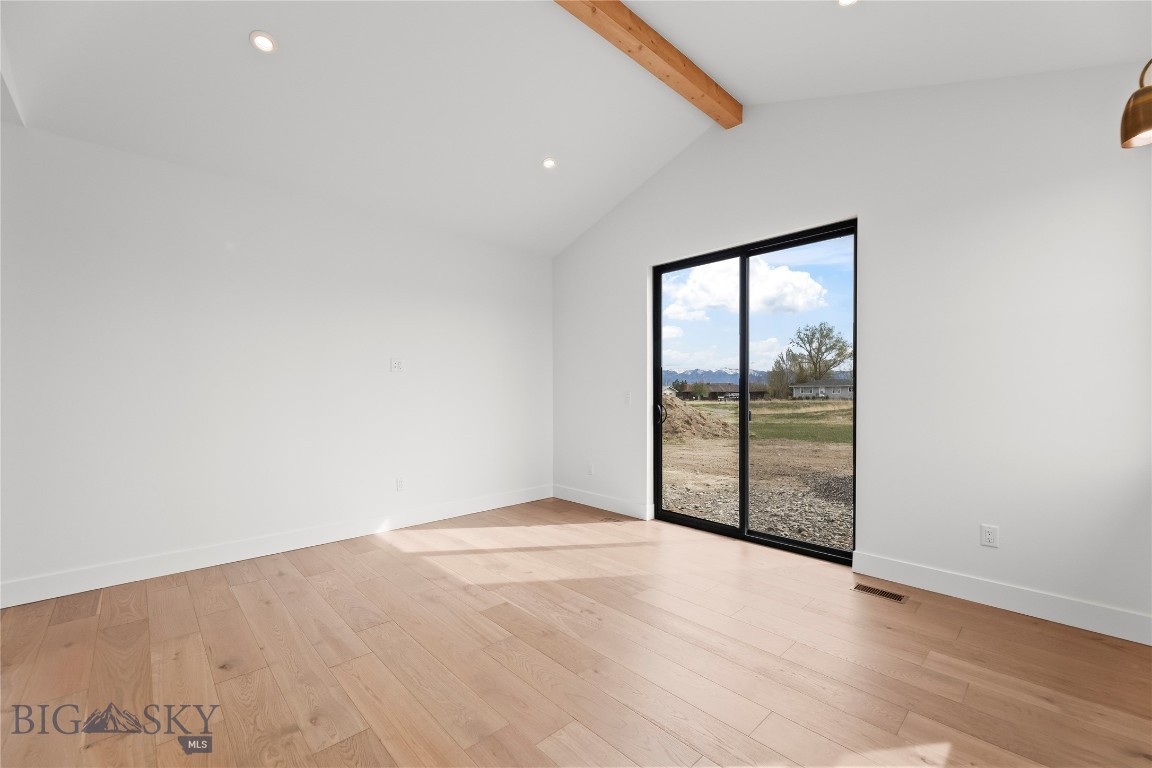 Amsterdam Village - Residential