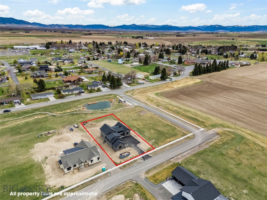 Amsterdam Village - Residential