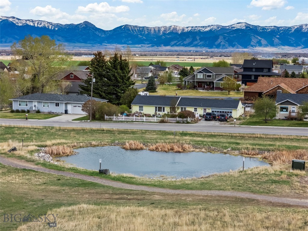 Amsterdam Village - Residential