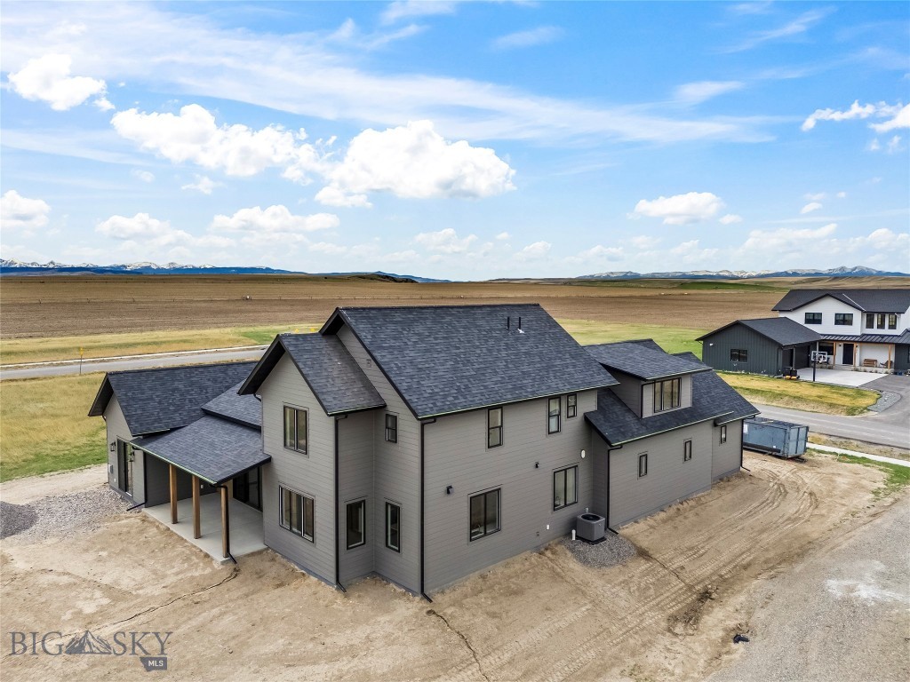 Amsterdam Village - Residential