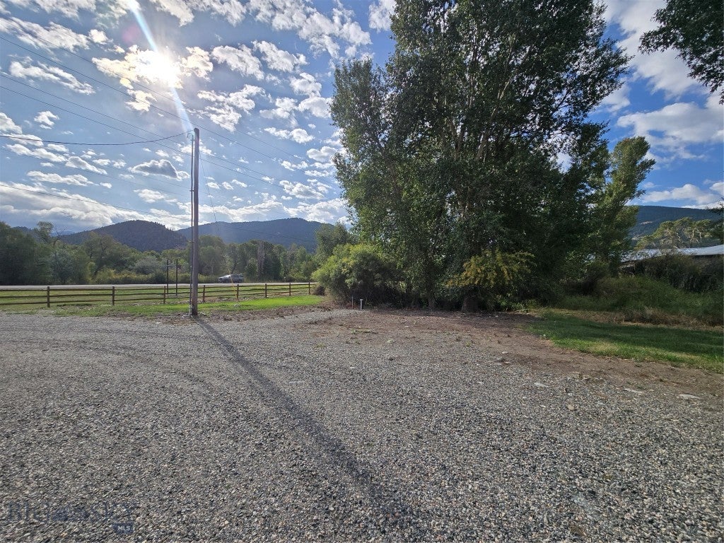 5189 US Highway 89 S