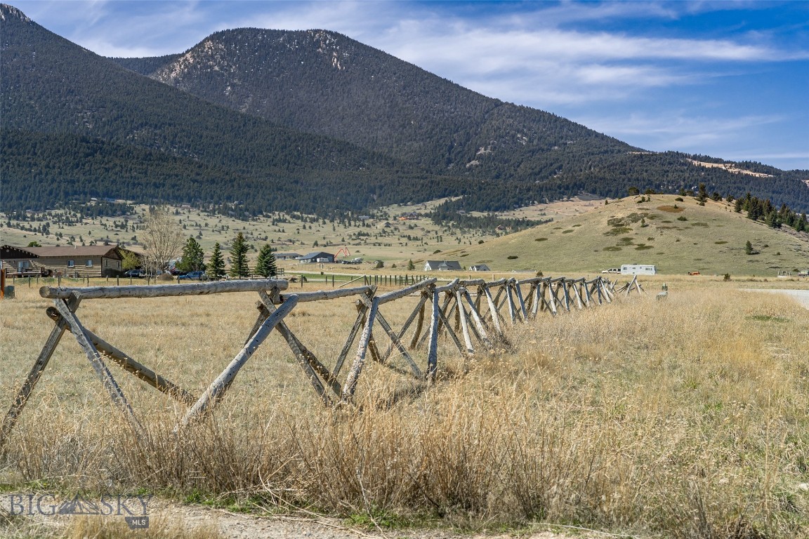 Buffalo Trail Estates - Land