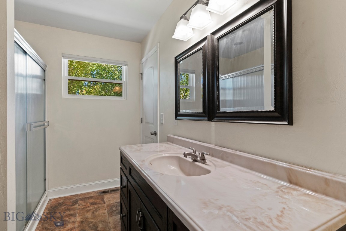 New Hyalite View - Residential