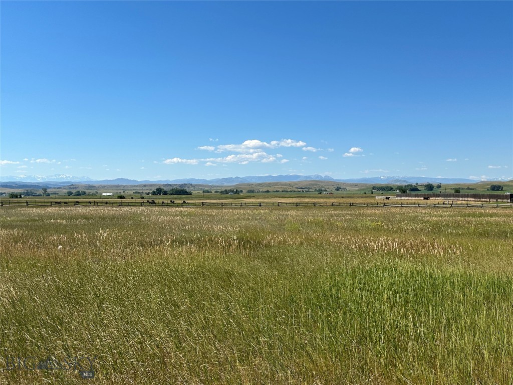 Yellowstone Meadows - Land