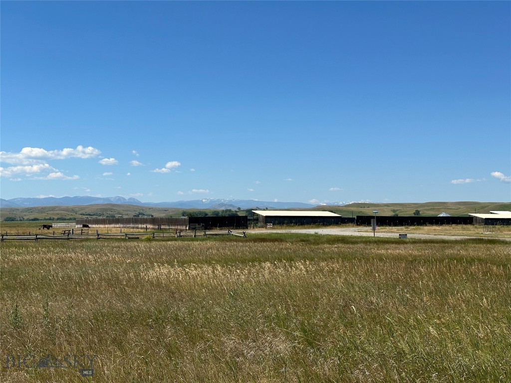 Yellowstone Meadows - Land
