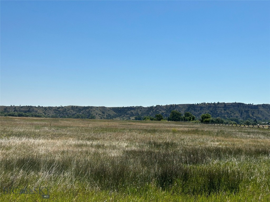 Yellowstone Meadows - Land