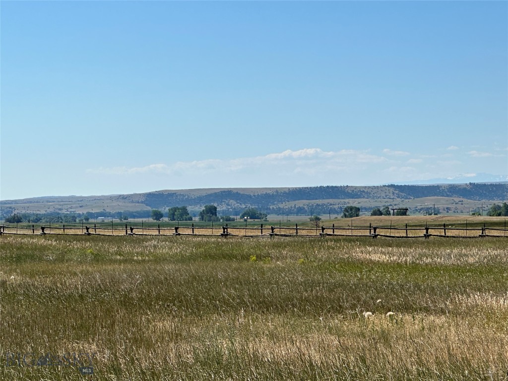 Yellowstone Meadows - Land
