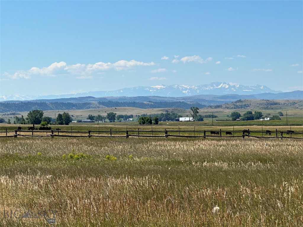 Yellowstone Meadows - Land