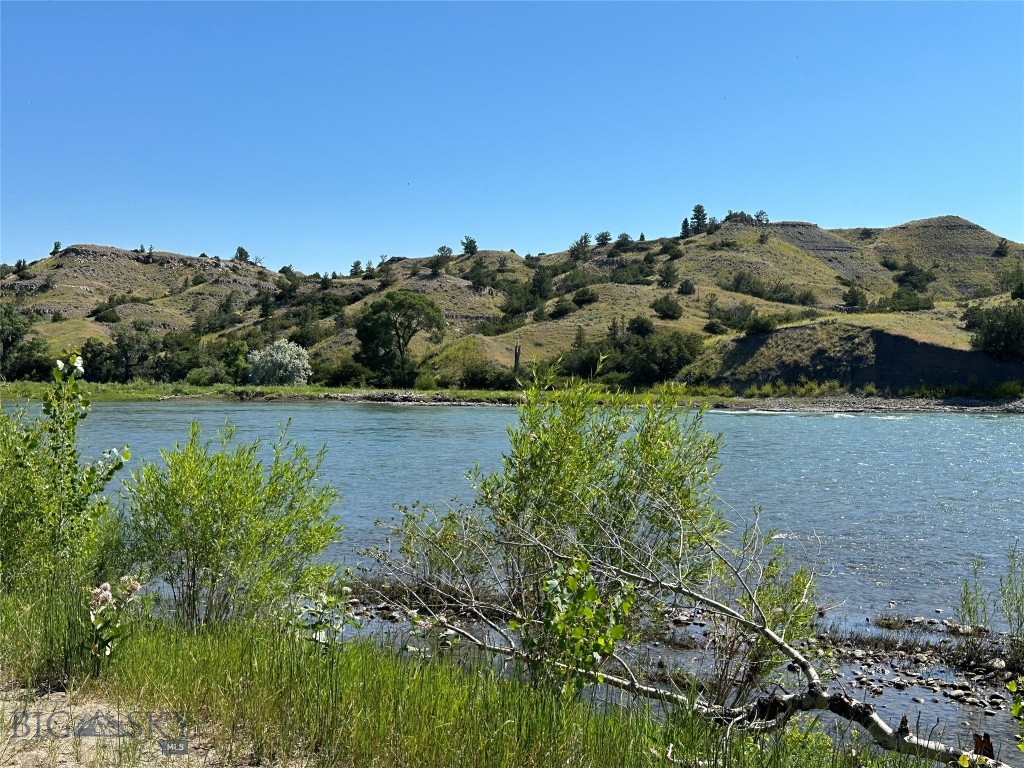 Yellowstone Meadows - Land