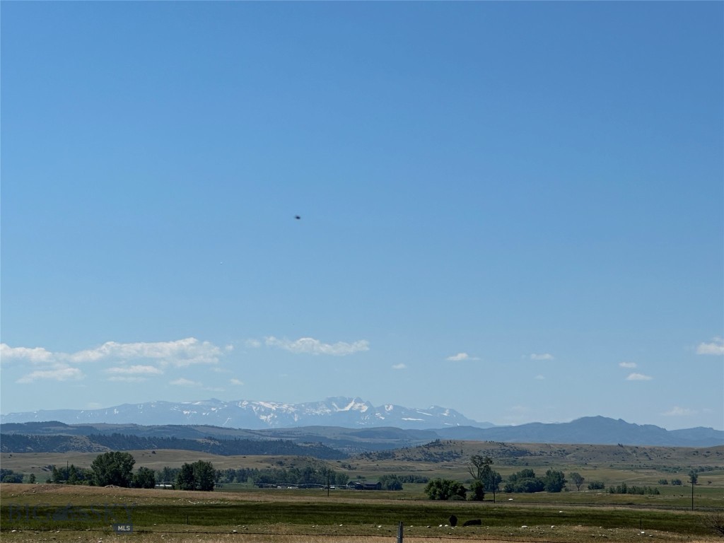 Yellowstone Meadows - Land