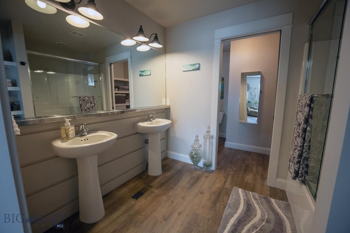 Valley West - Residential