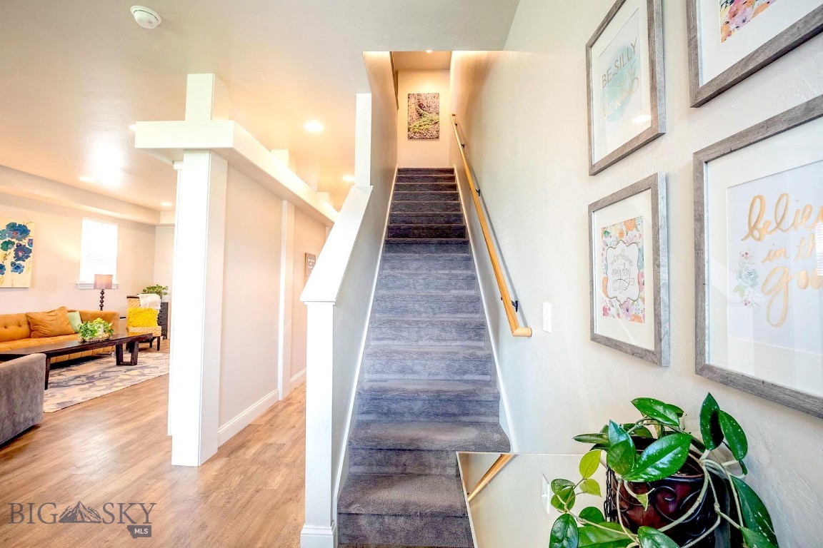 Valley West - Residential