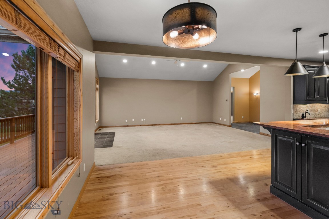 Bozeman, Montana 59715, United States, 4 Bedrooms Bedrooms, ,4 BathroomsBathrooms,Residential,Pending,59102