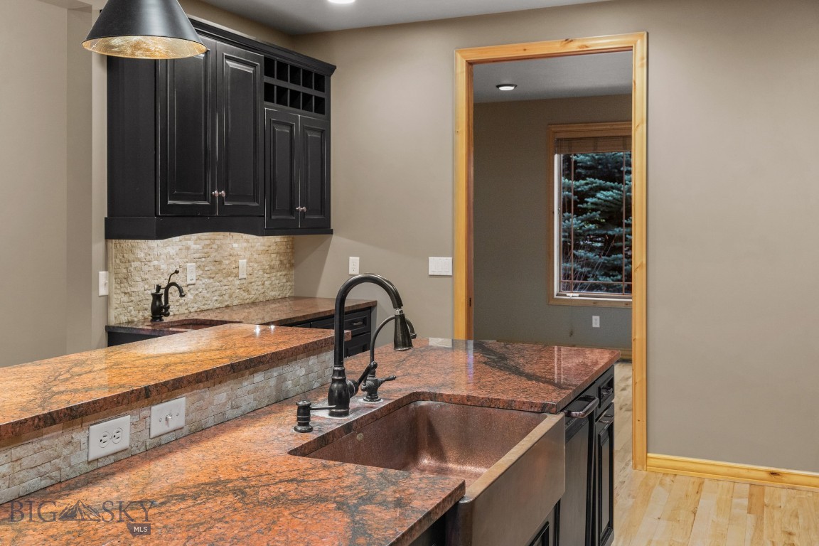 Bozeman, Montana 59715, United States, 4 Bedrooms Bedrooms, ,4 BathroomsBathrooms,Residential,Pending,59102