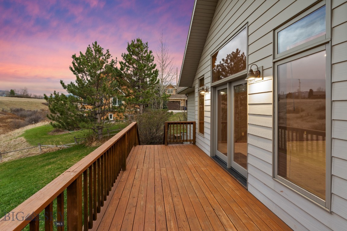 Bozeman, Montana 59715, United States, 4 Bedrooms Bedrooms, ,4 BathroomsBathrooms,Residential,Pending,59102