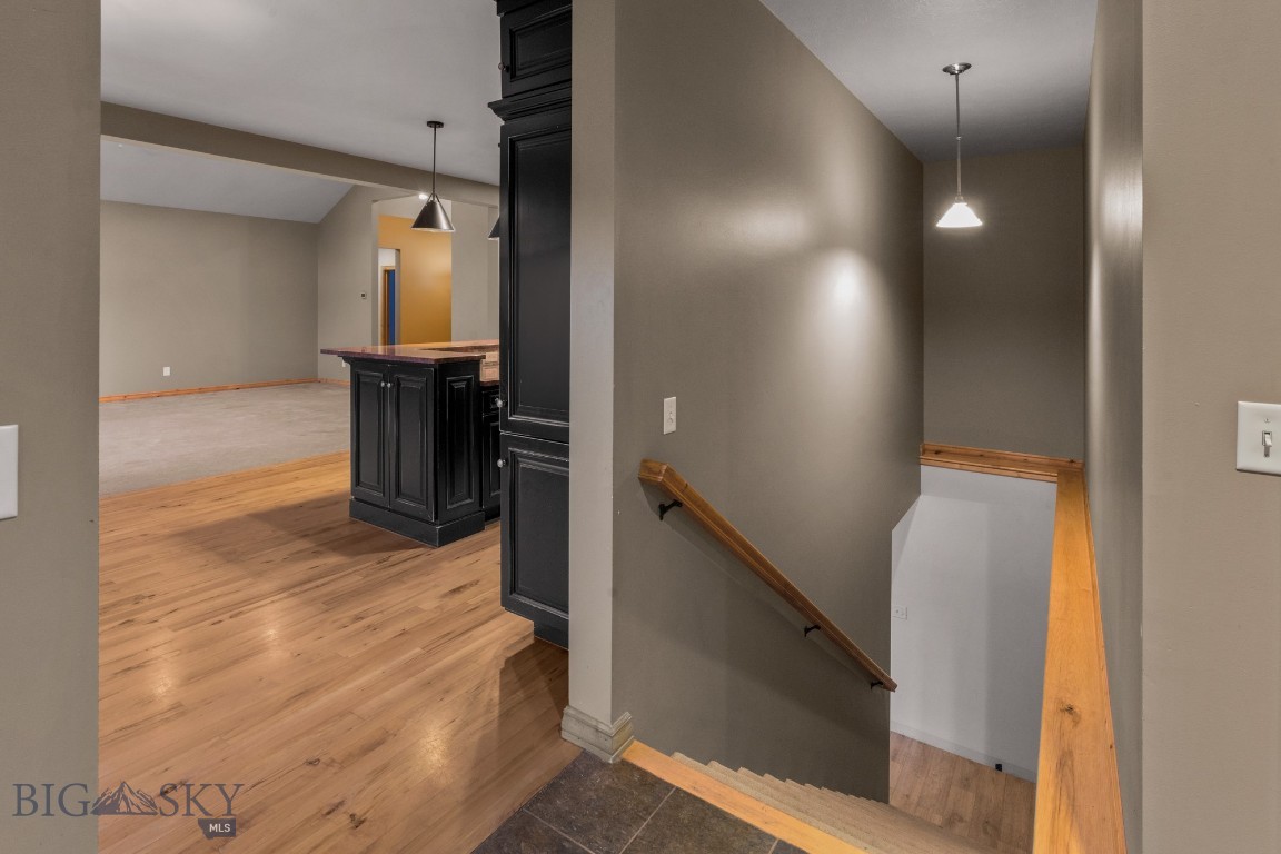 Bozeman, Montana 59715, United States, 4 Bedrooms Bedrooms, ,4 BathroomsBathrooms,Residential,Pending,59102