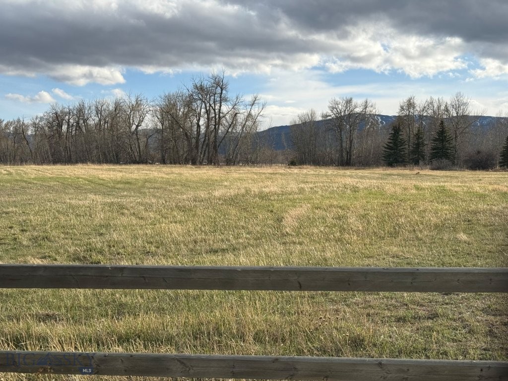 Rainbow Ranch - Land