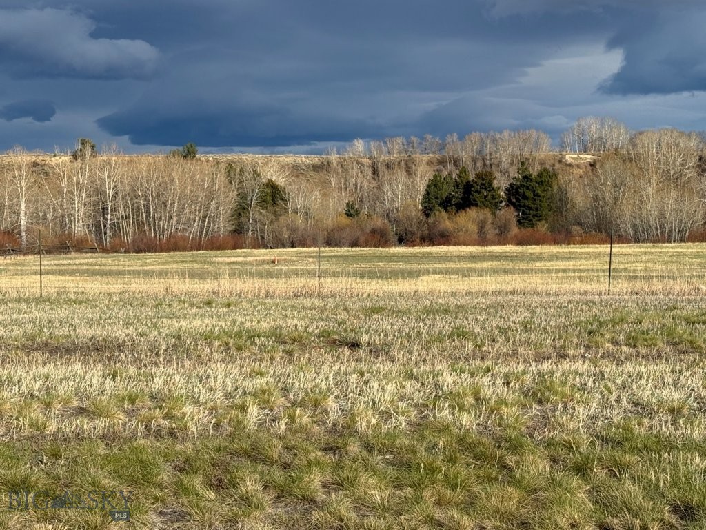 Rainbow Ranch - Land
