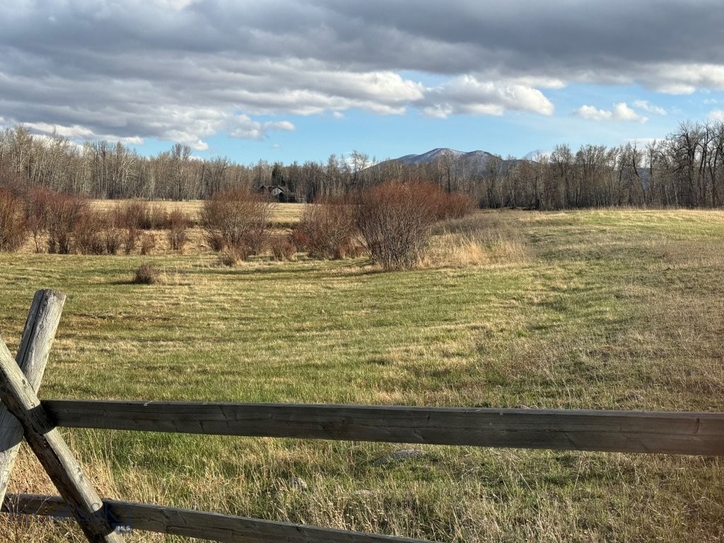 Rainbow Ranch - Land