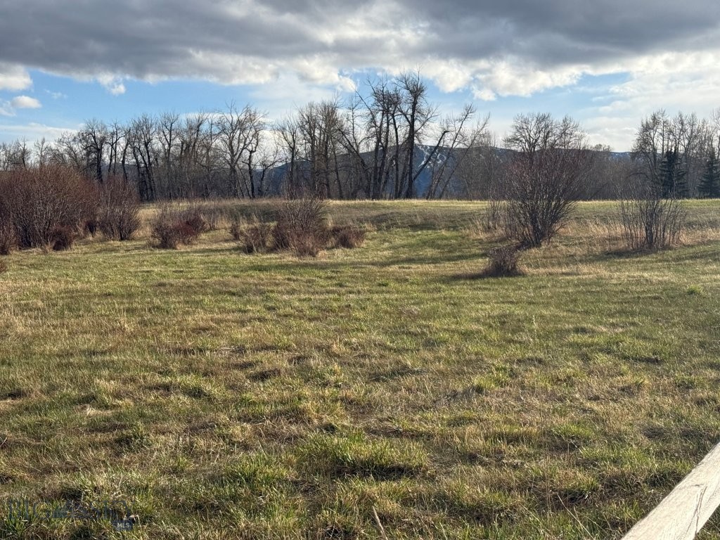 Rainbow Ranch - Land