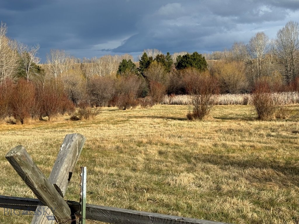 Rainbow Ranch - Land