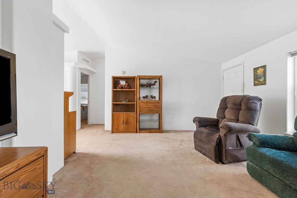 Shining Mountain Unit II - Residential